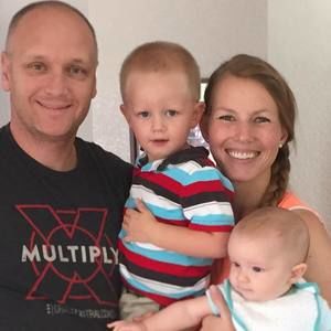 Meet your Posher, Holly